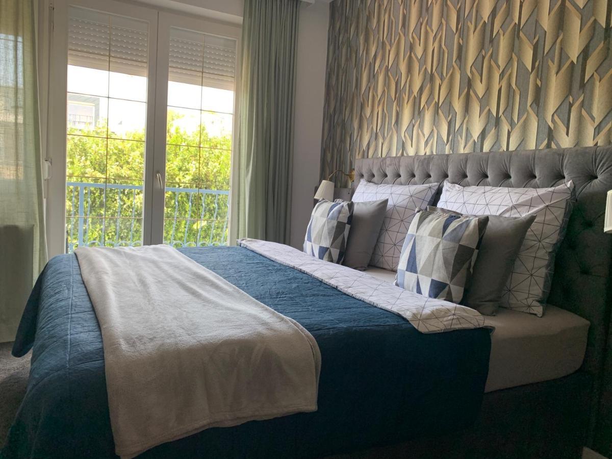 Hollik Apartmanhaz Aparthotel 3*