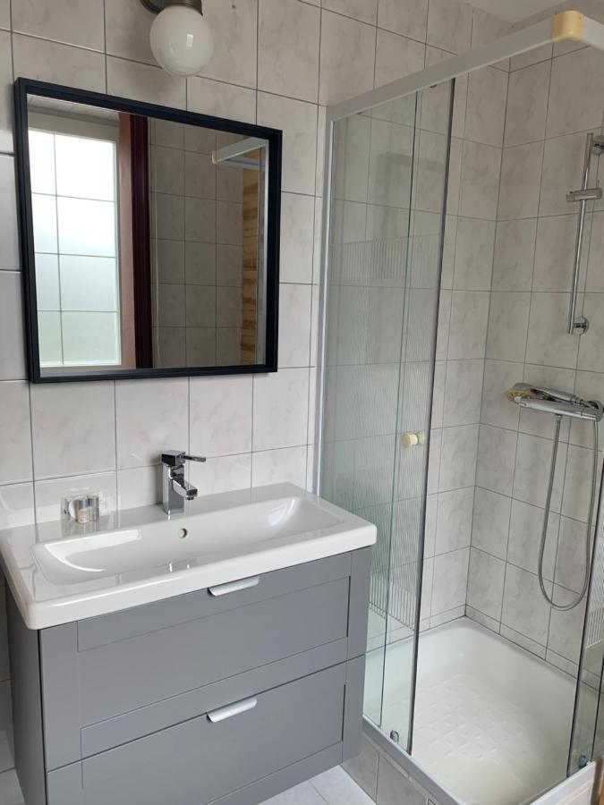 Hollik Apartmanhotel 3*