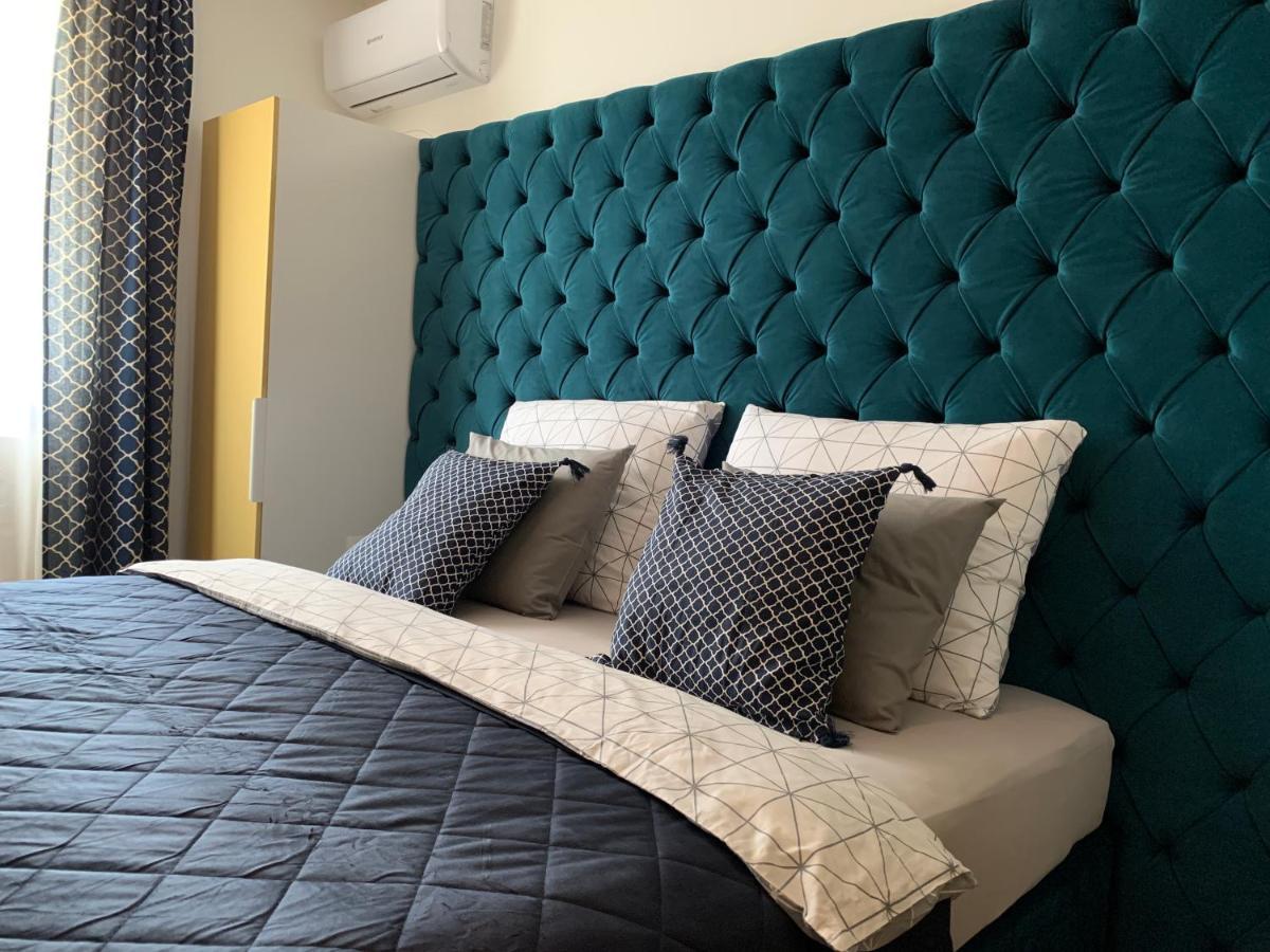 Hollik Apartmanhaz 3* Balatonfured